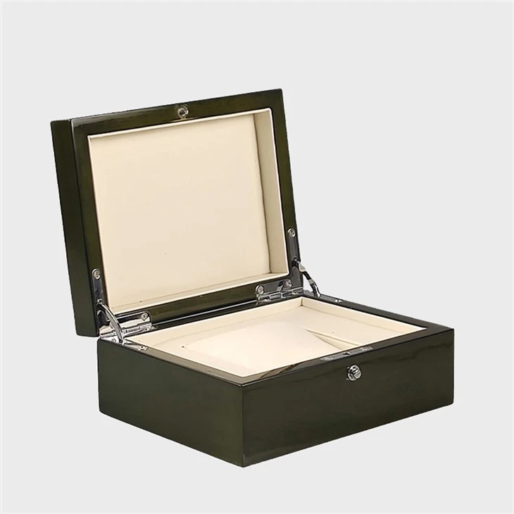 Scatula d'orologiu laccata pi pianoforti